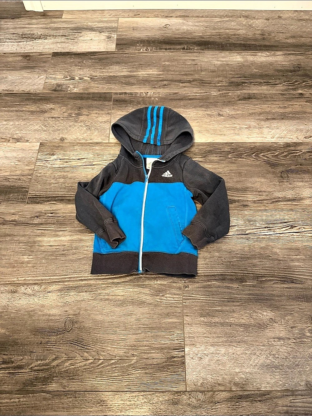 adidas Kids Hooded Jacket in Blue & Black Size 3T Like New